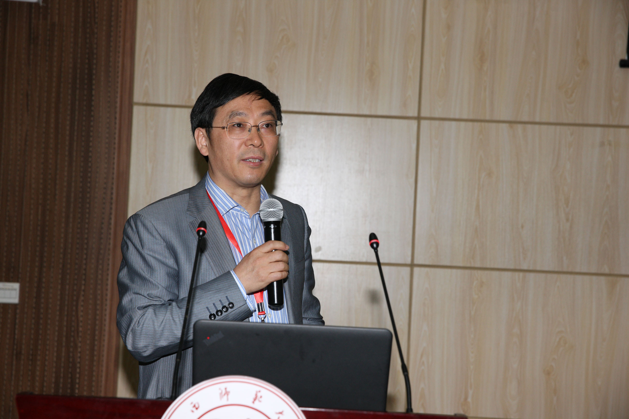 清华大学云顶国际vip.888李敬锋教授.JPG