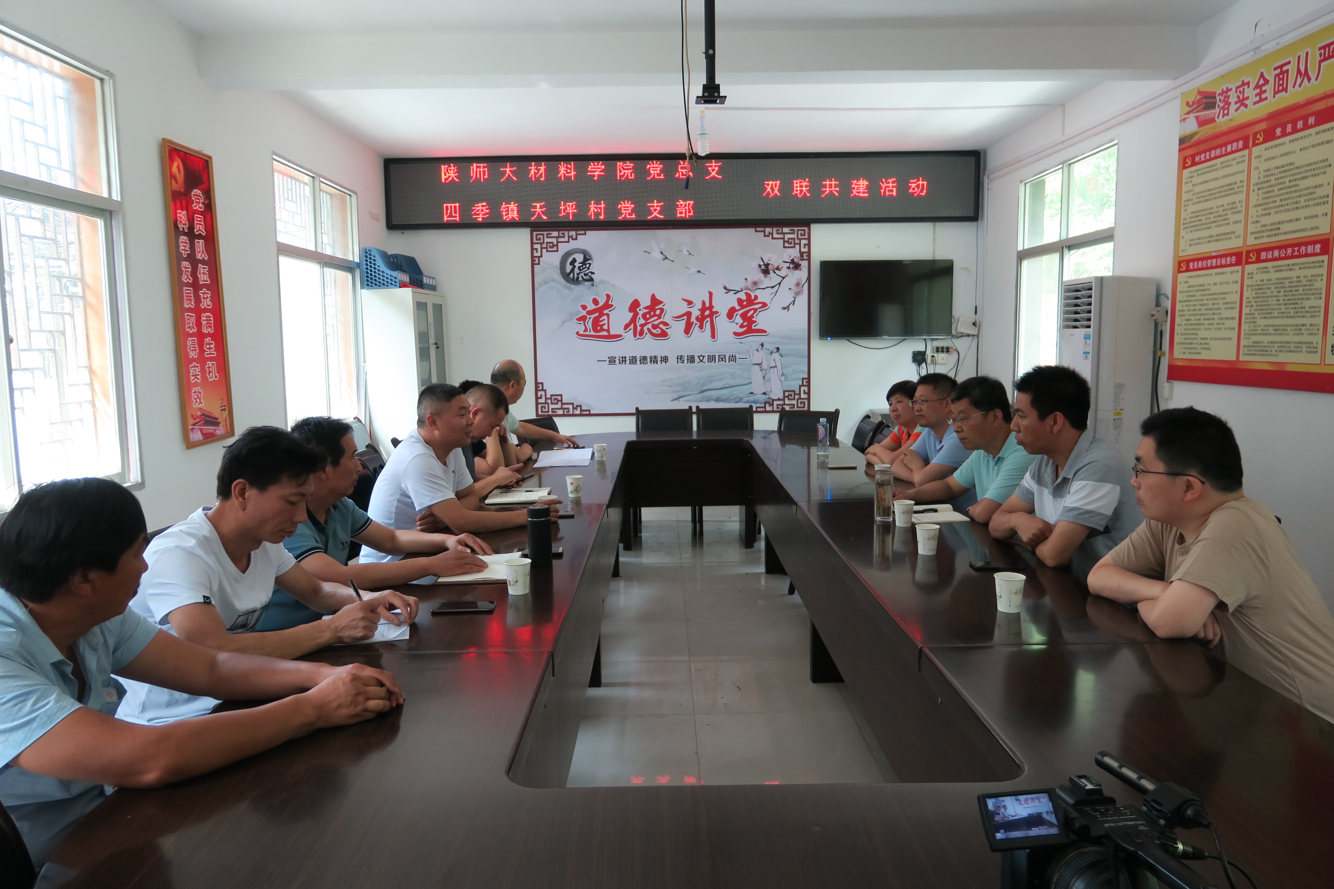 IMG_1486.JPG IMG_1486.JPG